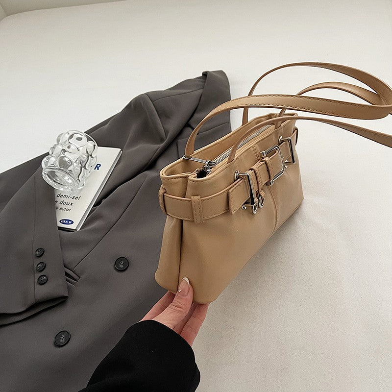Bolsa Pequena de Ombro – Charme Retrô que Encanta