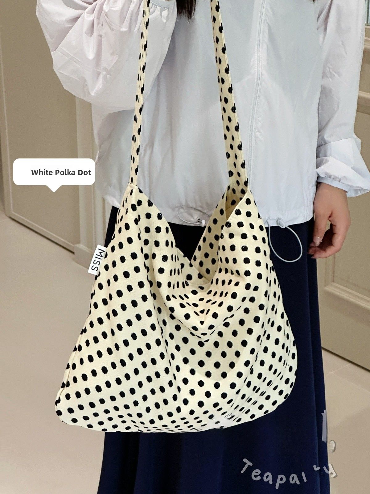 Bolsa de Ombro – Estilo e Versatilidade no Dia a Dia